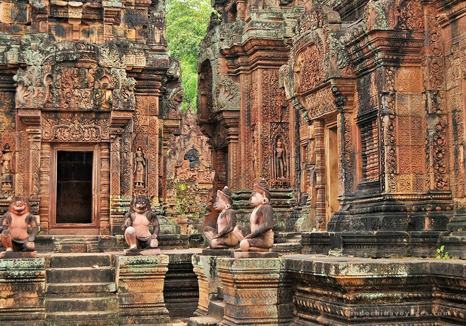 well preserved temple of Banteay Srei
