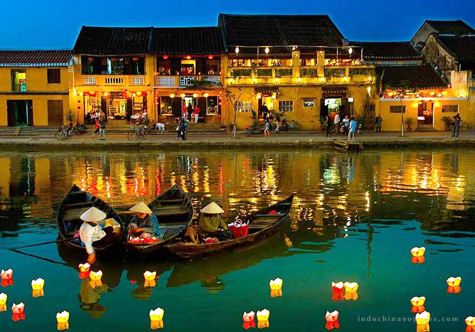 Hoi An by night