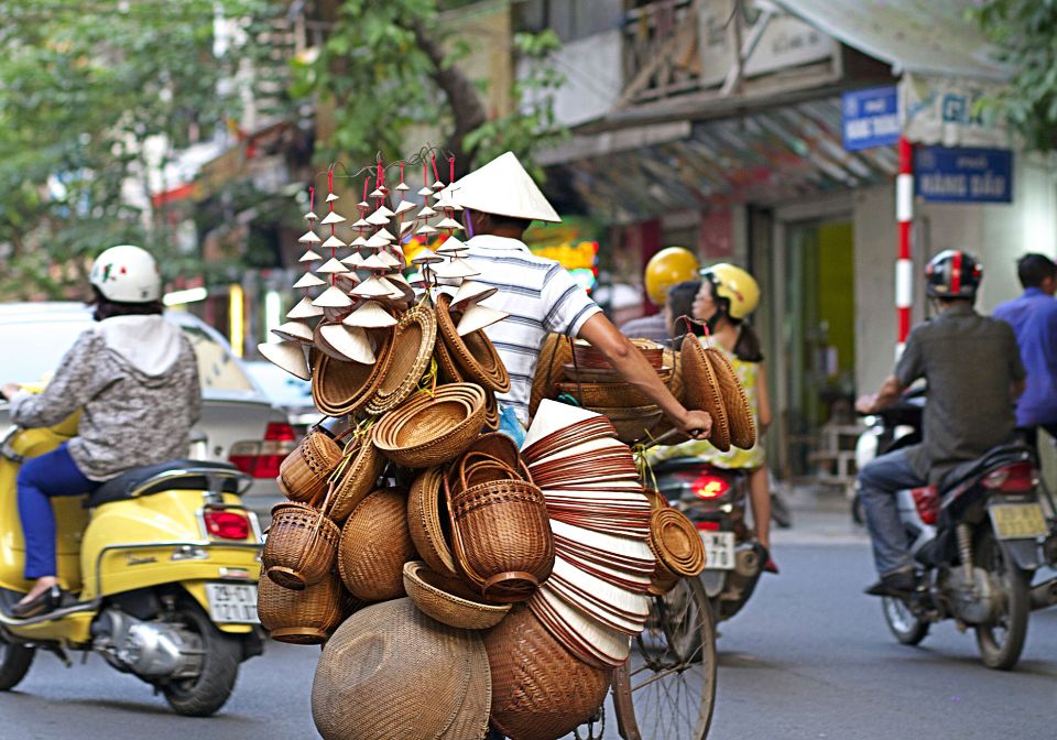 Street vendor in Hanoi