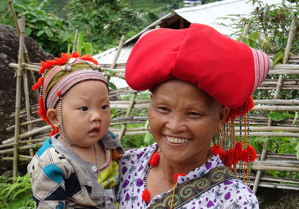 Red Dao people