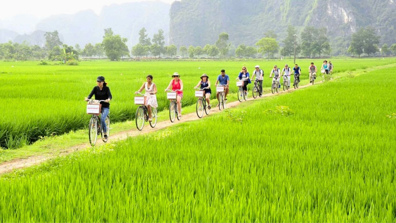 Cycling through villages in Ninh Binh