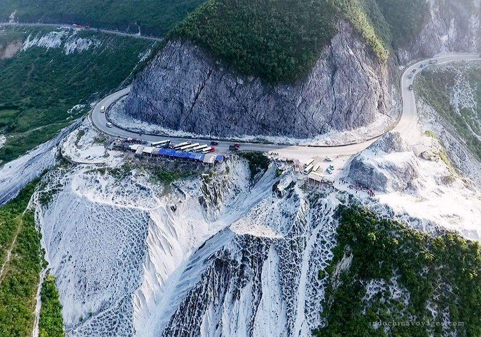 Thung Khe Pass