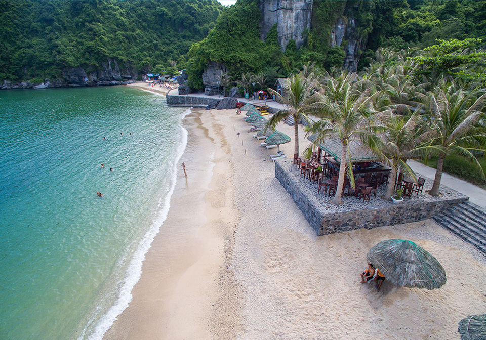 Cat Ba Beach Resort