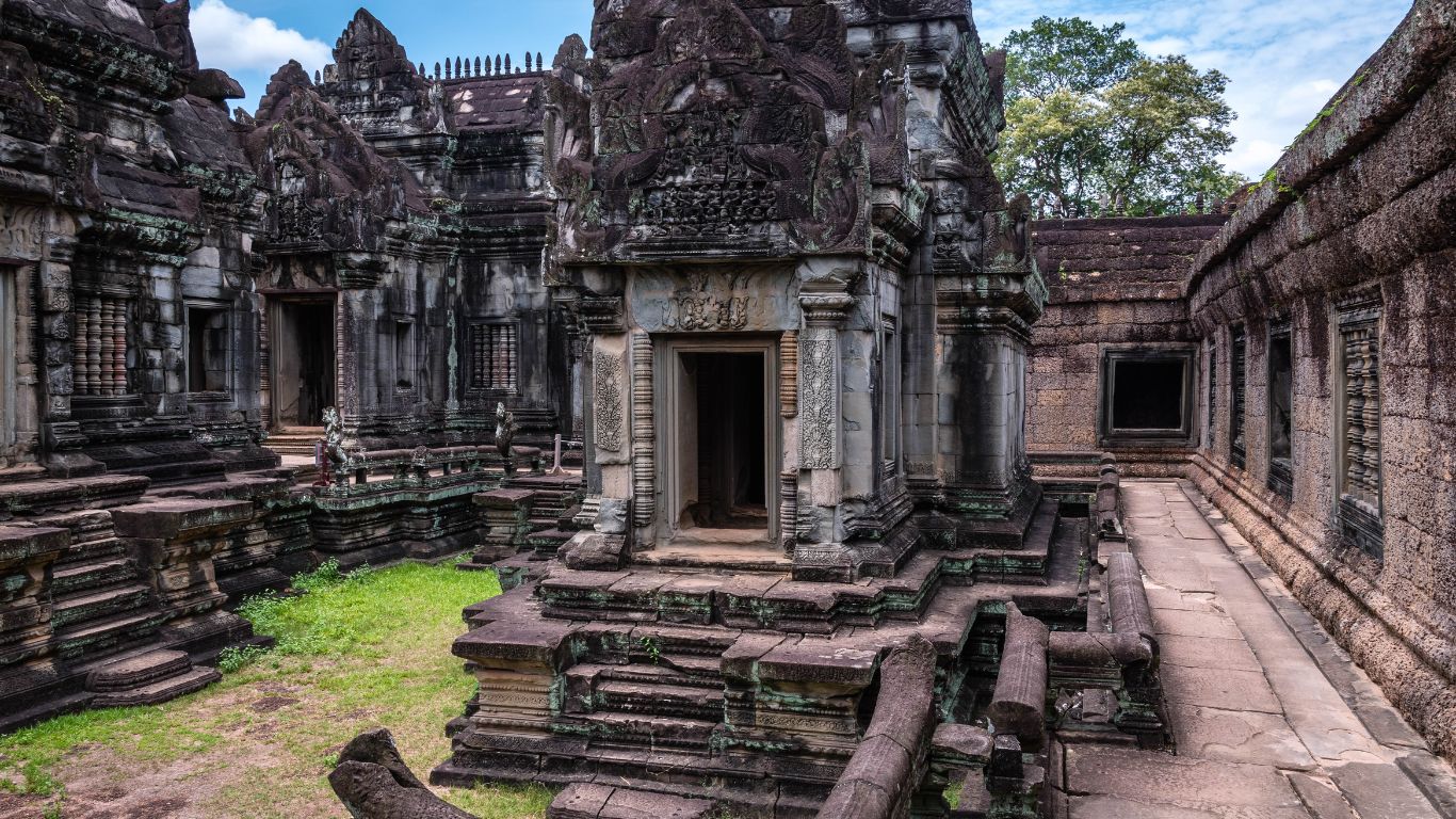 Banteay Samre Temple