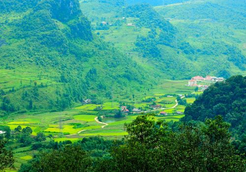 Cao Bang Travel Guide: What to See, When to Go, and How to Experience It Well